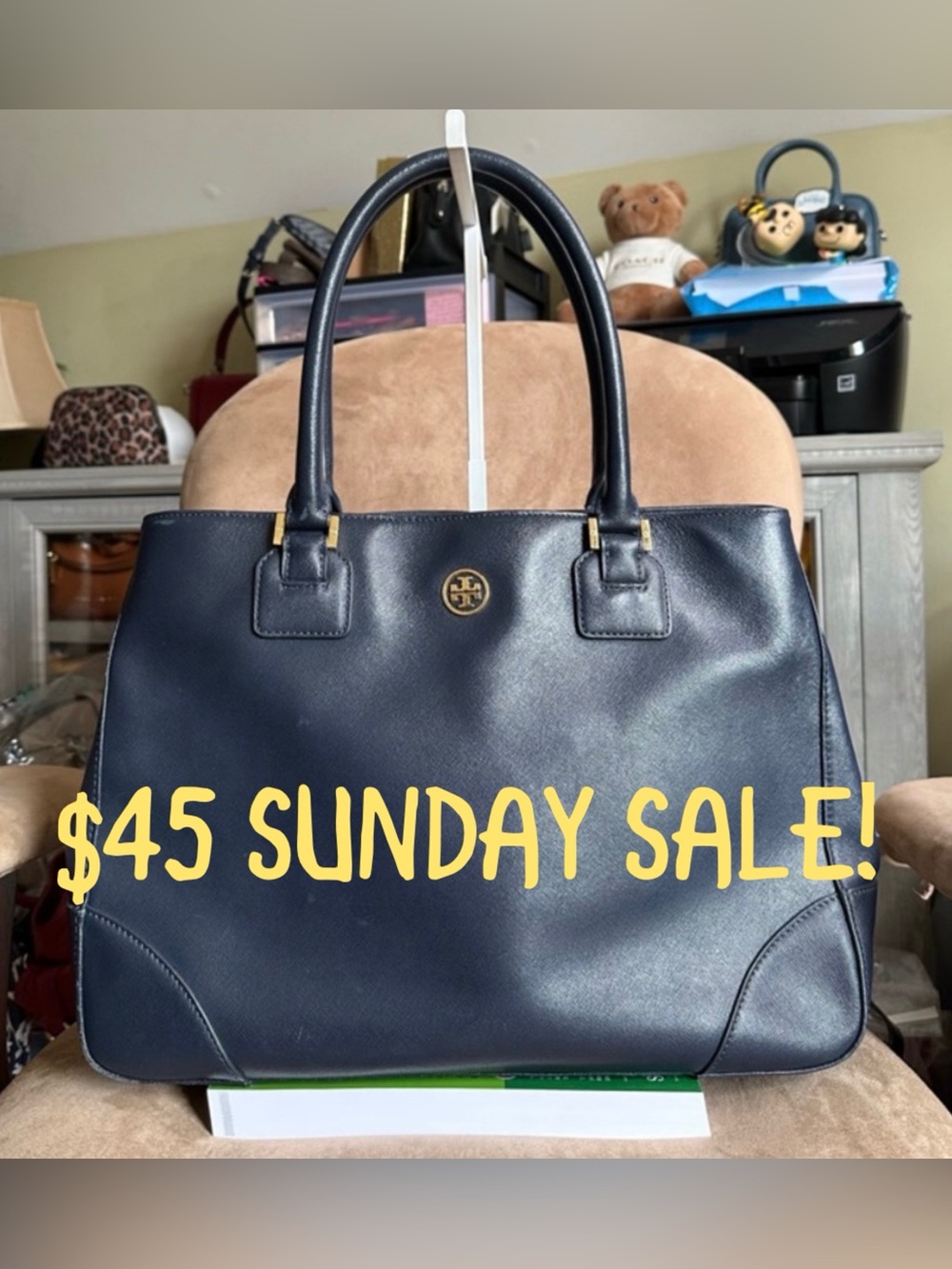 $45 SUNDAY SALE🎉 Tory Burch Navy Leather Large Tote with Gold Hardware GUC